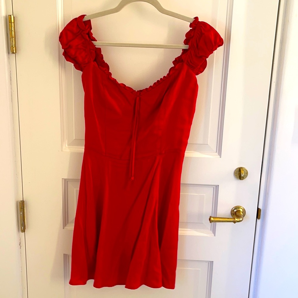 Brand new red reformation dress - size 4 super cute and flattering